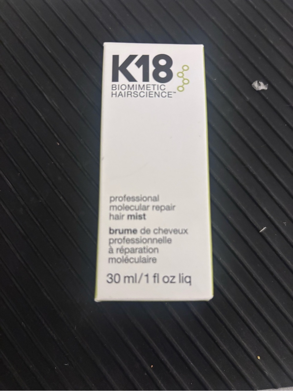K18 Professional Molecular Repair Hair Mist — White & Green